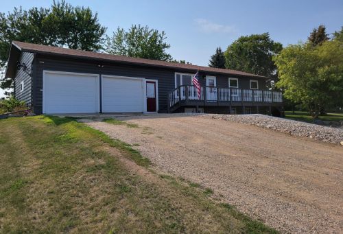 193 County Road 51, Jackson, MN 56143-3367