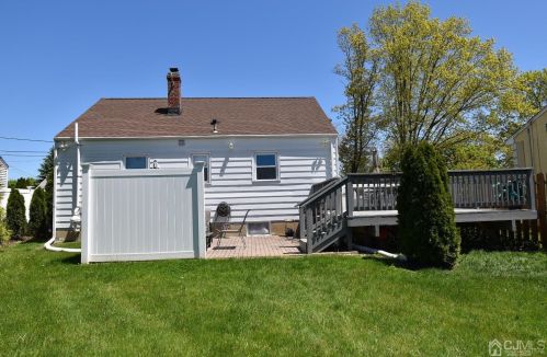 19 Sherman Ave, East Brunswick NJ  08816-4346 exterior