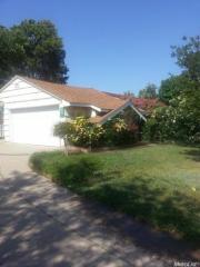 4519 Lippi Pkwy, Sacramento, CA 95823-3038