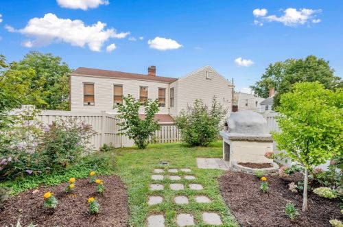 3719 Penn Ave, Pittsburgh, PA 15201-1225