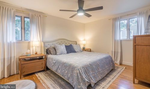 419 Hartford Dr, Riverton NJ  08077-4021 exterior