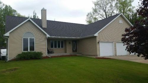 1520 Superior Ave, Pensaukee, WI 54153-2007