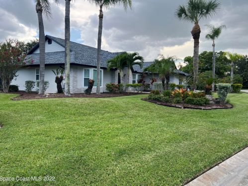 735 Kerry Downs Cir, Melbourne, FL 32940-1775