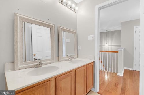 2724 Shelburne Rd, Downingtown PA  19335-6015 exterior