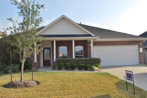 7803 Blue Lake Dr, Richmond, TX 77469-4669