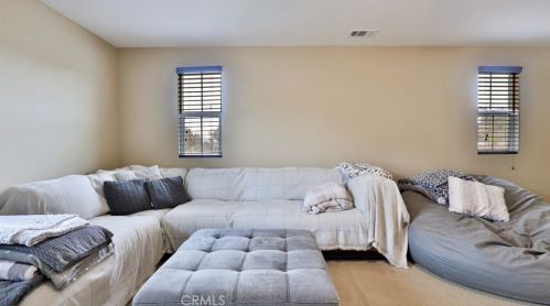 35595 Desert Rose Way, Lake Elsinore CA  92532-2905 exterior