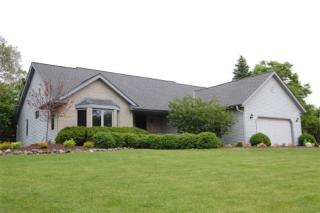 13970 Waynescott Rd, Brookfield, WI 53005-3731