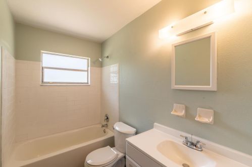 1700 Thor Ave, Apopka FL  32703-4740 exterior