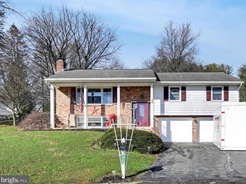 30 Bunker Hill Rd, Schoeneck, PA 17578-9740