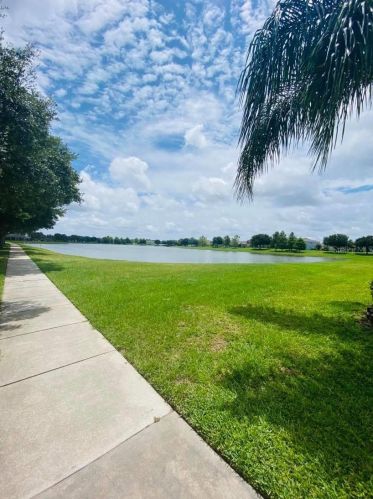 1841 Ribbon Falls Pkwy, Orlando, FL 32824-4337