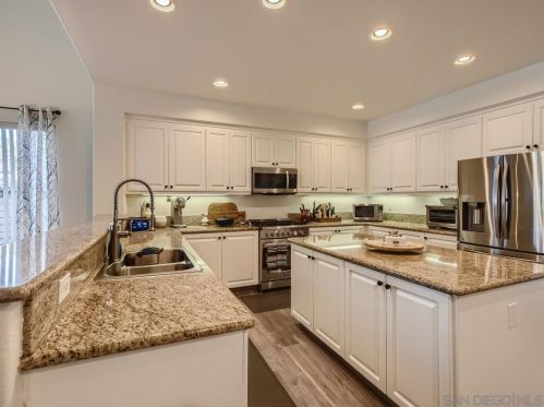 32848 Trini Ct, Temecula CA  92592-7120 exterior