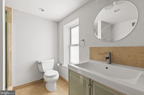 2417 Grays Ferry Ave, Philadelphia PA  19146-2450 exterior