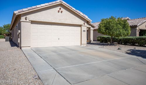 2394 Santiago Trl, Casa Grande, AZ 85194-5764