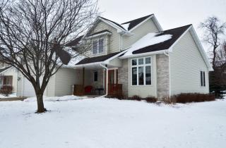 1901 Meadow Dr, Stoughton, WI 53589-5245