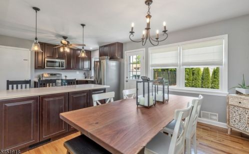 2 Lenhome Dr, Cranford NJ 07016-2954 exterior