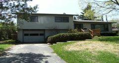 5017 Tokay Blvd, Madison WI  53711-1101 exterior