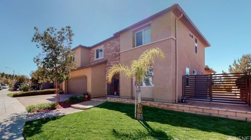 19320 Carranza Ln, Santa Clarita, CA 91350-4700