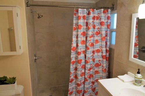 70 Santa Monica St, Palm Springs CA  92264-5257 exterior