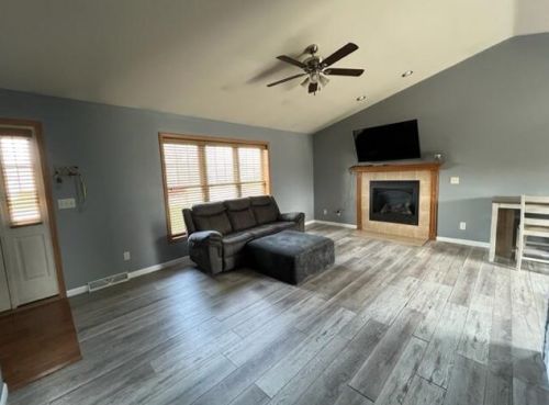 348 Woodridge Pl, Manitowoc WI  54220-7169 exterior