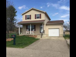 105 Debbie Ln, Wellston, OH 45692-2201
