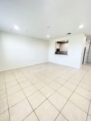1284 Piazza Antinori, Boynton Beach FL  33426-8270 exterior