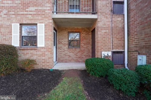 106 Woodstream Dr, Norristown, PA 19403-3759