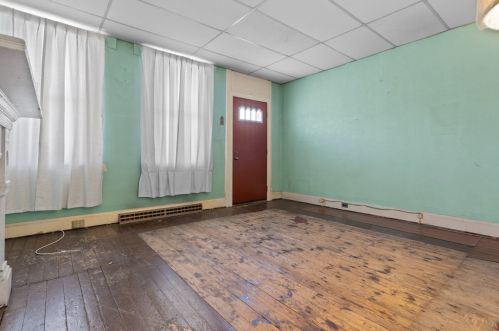 315 18th Ave, Whitaker, PA 15120-2509