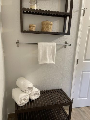 1372 27th St, Oakland CA  94606-3267 exterior