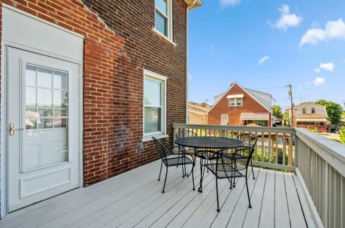 1513 Lenz Ave, Ambridge PA  15003-1937 exterior