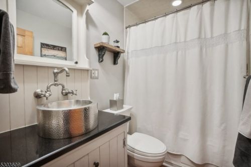 1504 Pine Grove Ave, Westfield NJ  07090-2225 exterior