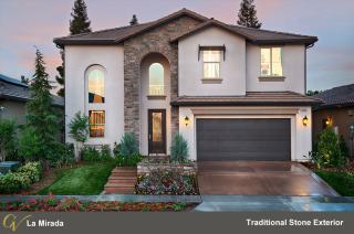 7298 Robinwood Ln, Fresno, CA 93723-8145