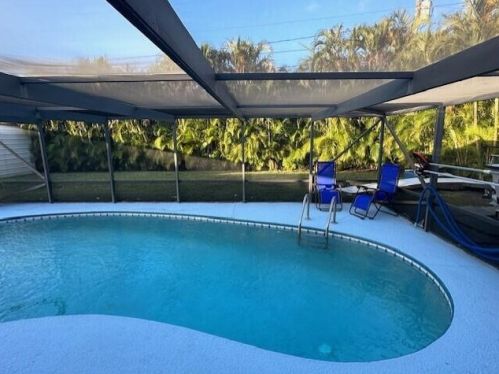 1333 Appamattox Ter, Fort Pierce FL  34952-7102 exterior