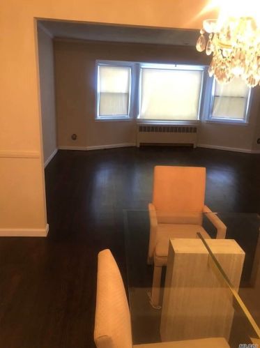 256 Pennywood Ave, Roosevelt NY  11575-1236 exterior