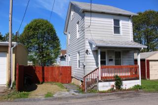 833 Penn Ct, Hazle Township, PA 18201-2356