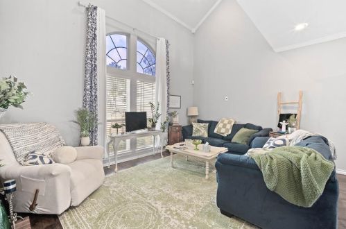3344 Ashcroft Ln, Denton, TX 76207-7200