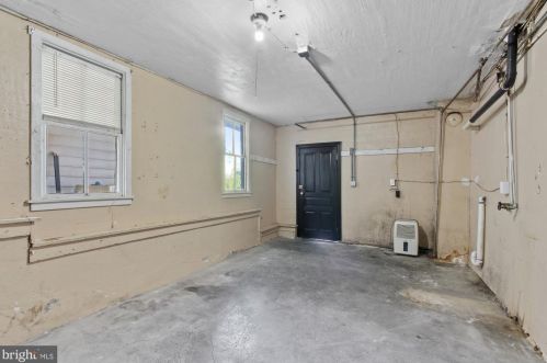 325 1st Ave, Red Lion PA  17356-1517 exterior