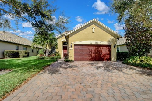 10273 Prato St, West Palm Beach, FL 33414-4392
