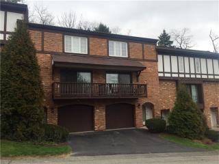 404 Allenberry Dr, Pittsburgh, PA 15237-3321