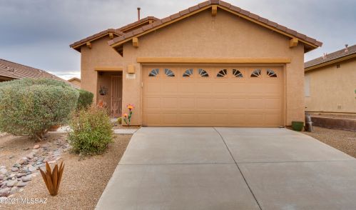 543 Chardin Dr, Green Valley, AZ 85614-5276