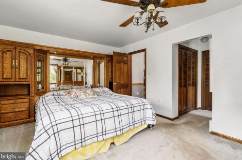 2409 Little River Rd, Haymarket VA  20169-1205 exterior