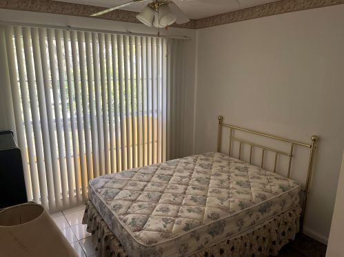 4029 Waverly Dr, West Palm Beach FL  33407-3549 exterior