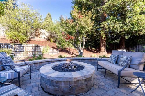 300 Camaritas Way, Danville CA  94526-5439 exterior