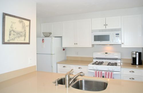 21 Brant Rock Rd, Mashpee MA exterior