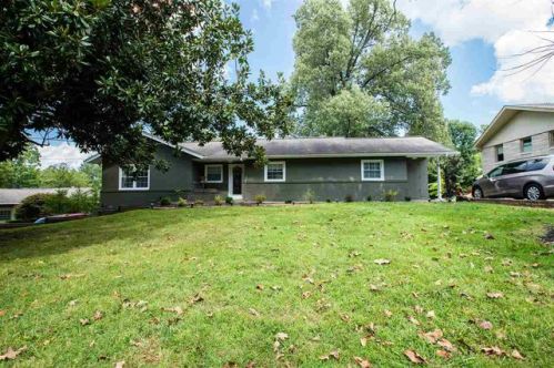 726 Woodland Dr, Paducah, KY 42001-4678