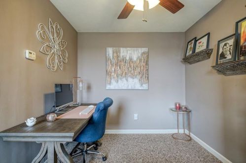 146 Springhill Dr, Noblestown, PA 15071-3710