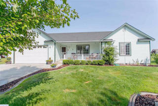 5 Daisy Ct, Pasco, WA 99301-1897