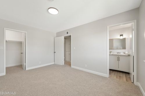 2904 Galena Ave, Simi Valley CA  93065-2714 exterior