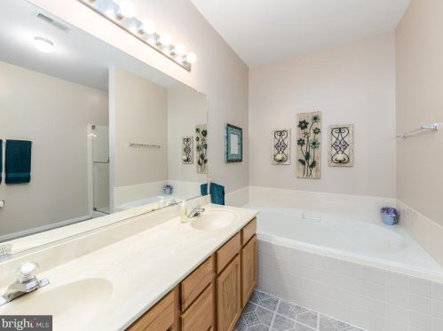 12006 Wood Pond Ct, Fredericksburg VA  22407-2575 exterior