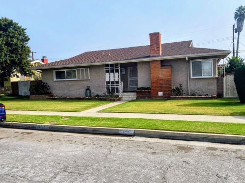 12614 Gibson Ave, Compton, CA 90221-1819