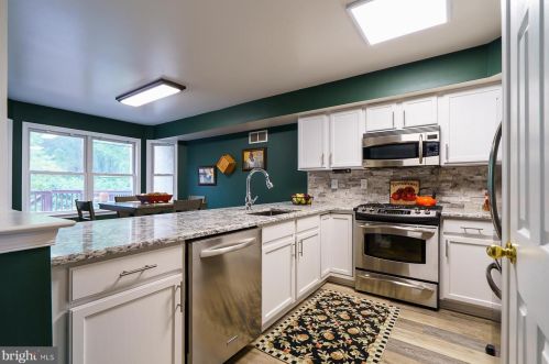 204 Chatham Ct, Prospectville, PA 19002-2867